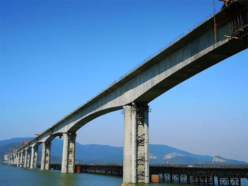 混凝土橋梁養(yǎng)護(hù)措施探討